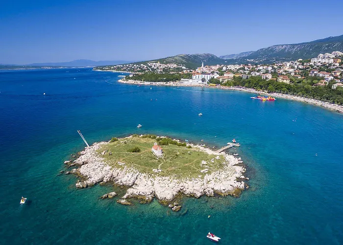 Lauschiges Und Zentrumsnahes Mit Privatparkplatz Und Waschmaschine *